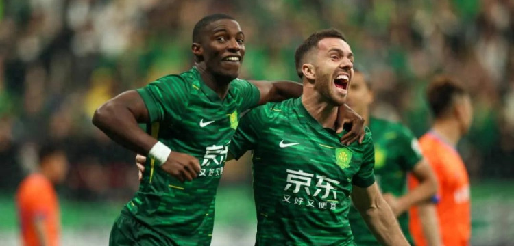 巴塞罗那在逆境中重振旗鼓，佩德里与拉菲尼亚成关键