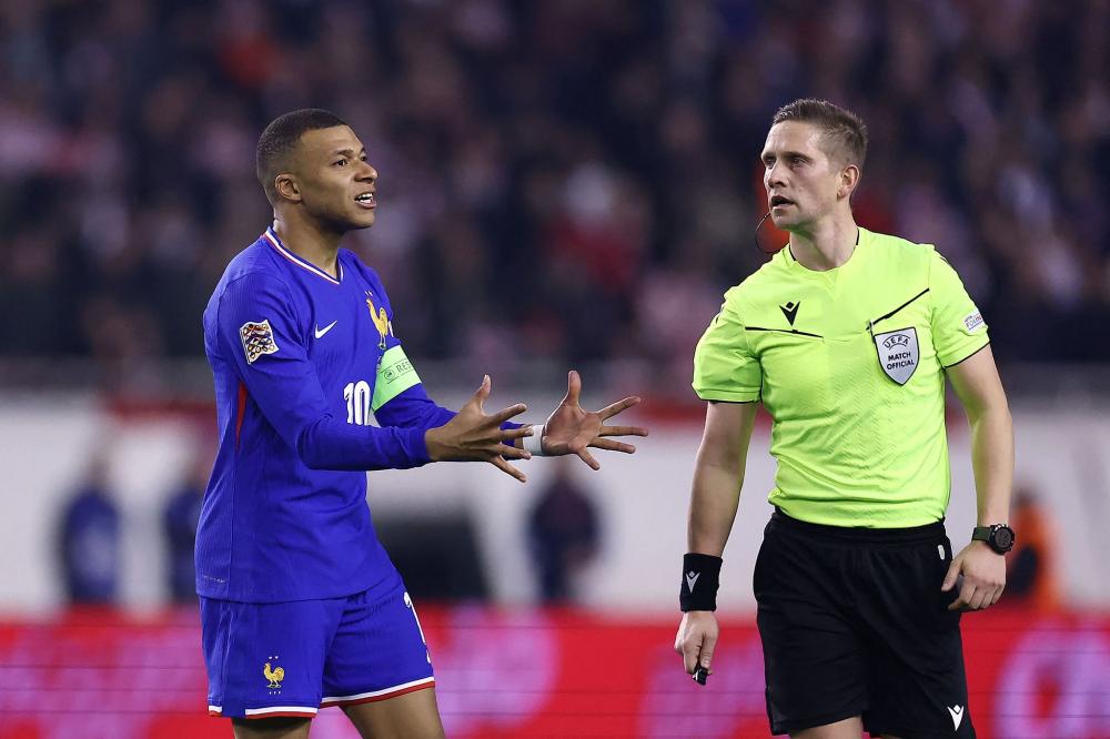 伦纳德24中15空砍赛季新高39分，仍未能带队取胜