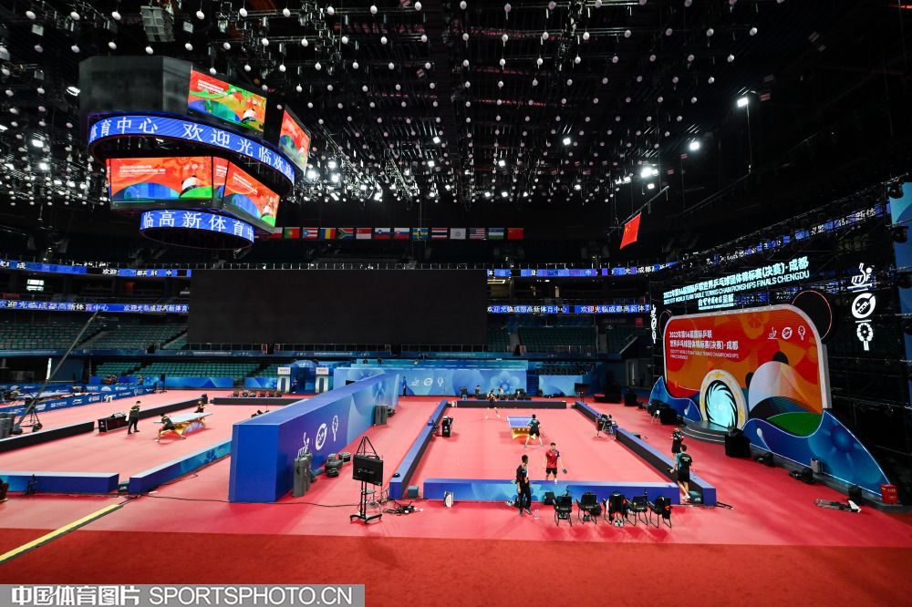 湖人浓眉哥篮下统治力助球队连胜