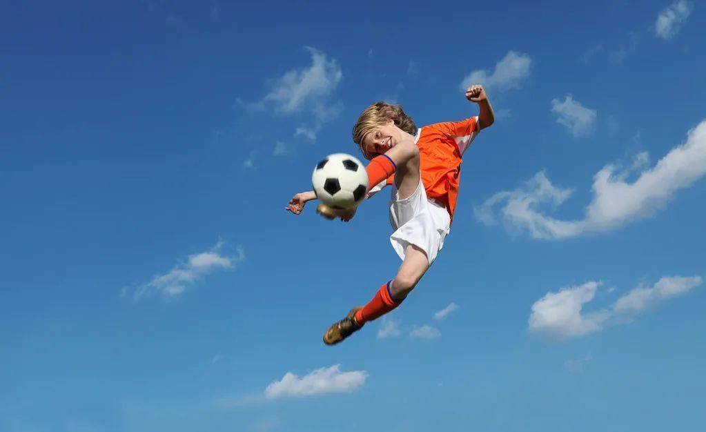 赫斯基：全世界都缺传统中锋，很难找到英格兰下一个“9号”